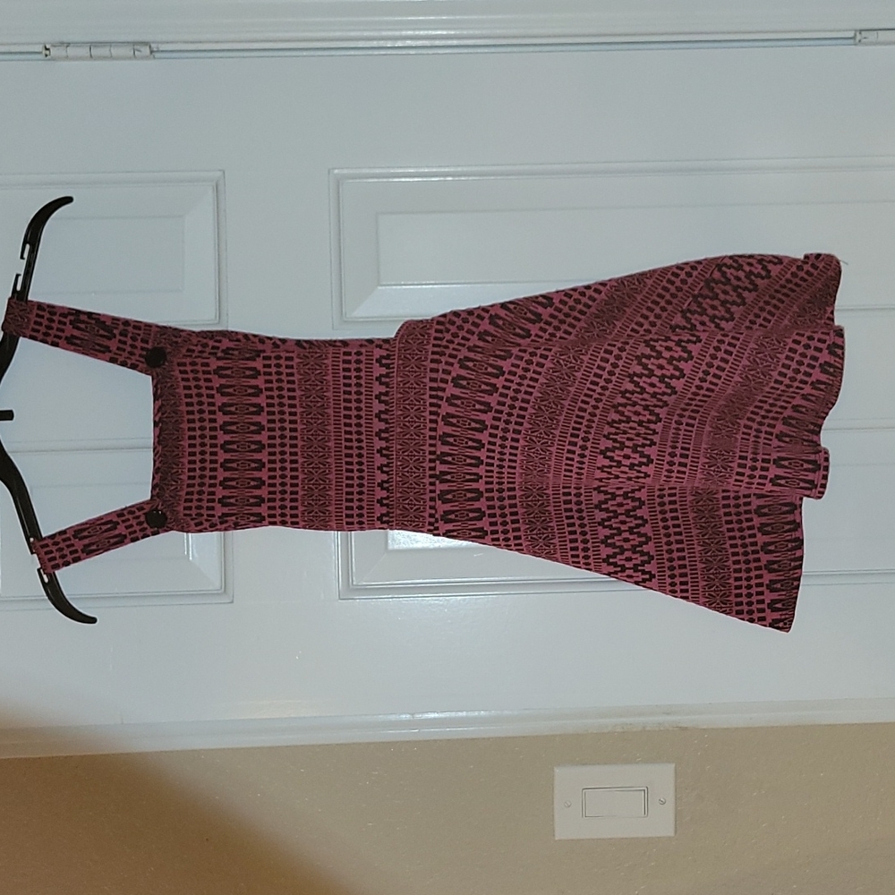 ipine M  Pink & Black